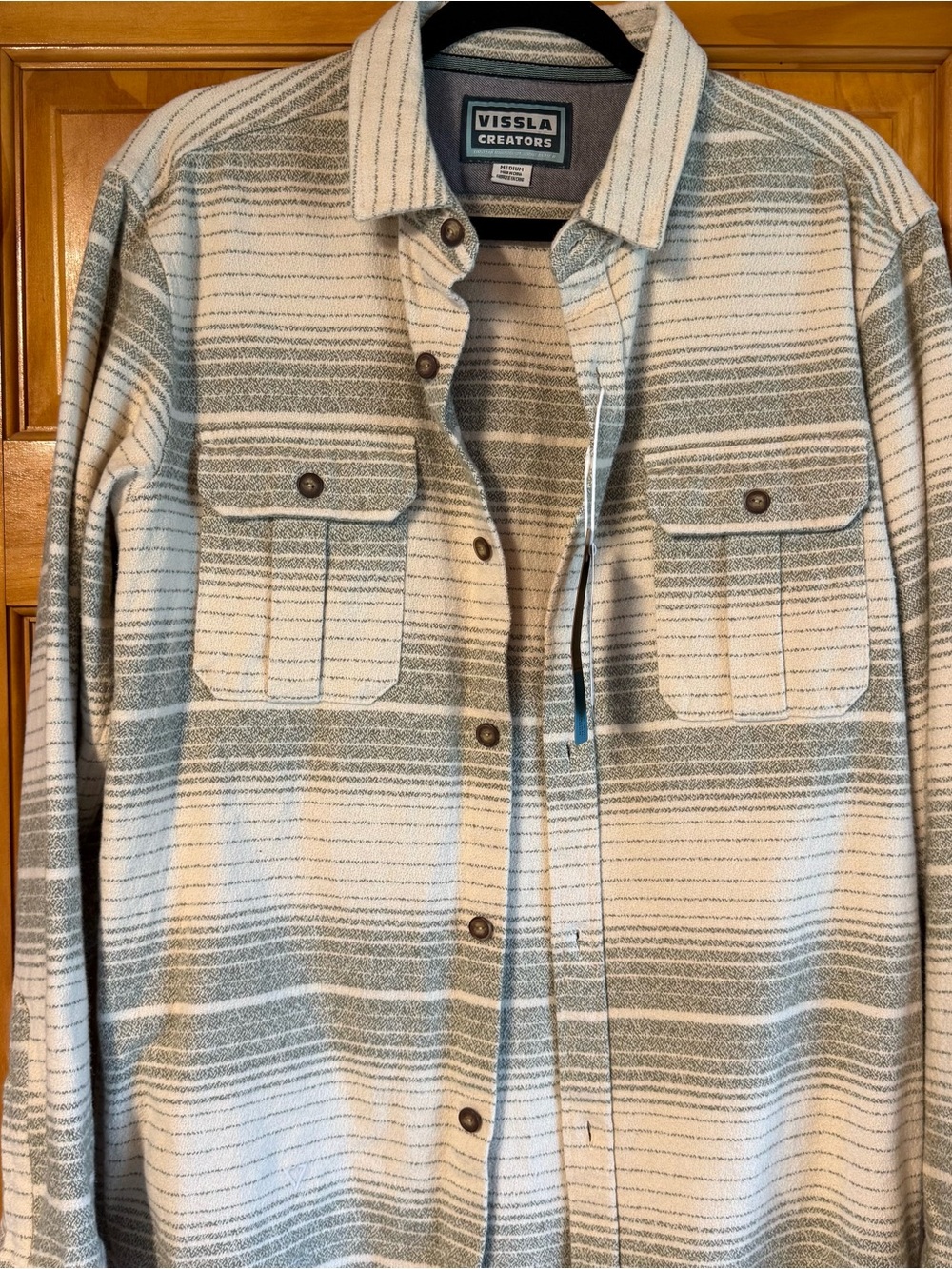 New. VISSLA Men's eco flannel Green and Cream Striped Shirt Jacket